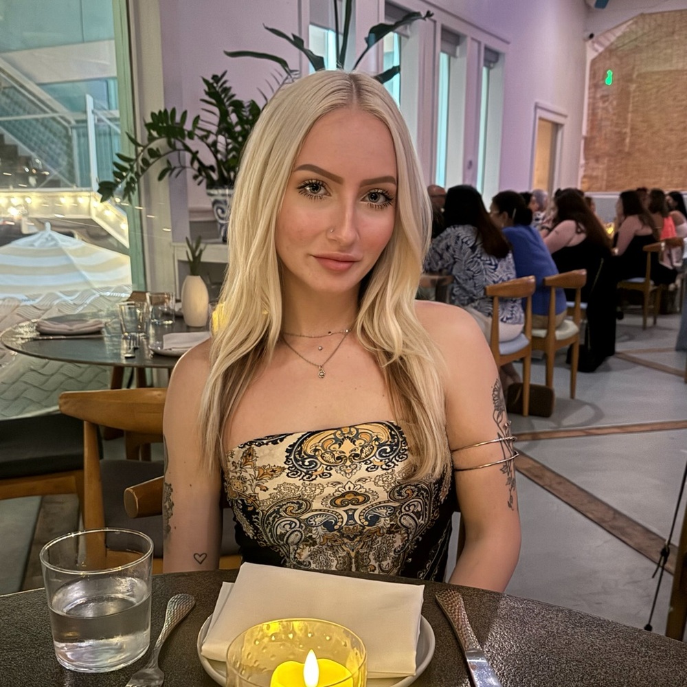 Meet your Posher, Jocelyn